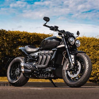 TRIUMPH ROCKET III STORM R 